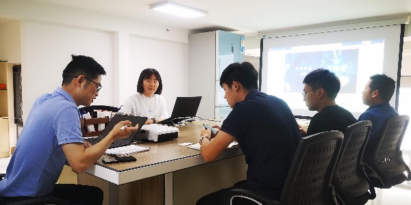 芯洲科技莅临葫芦娃黄色网站电子进行产品线培训